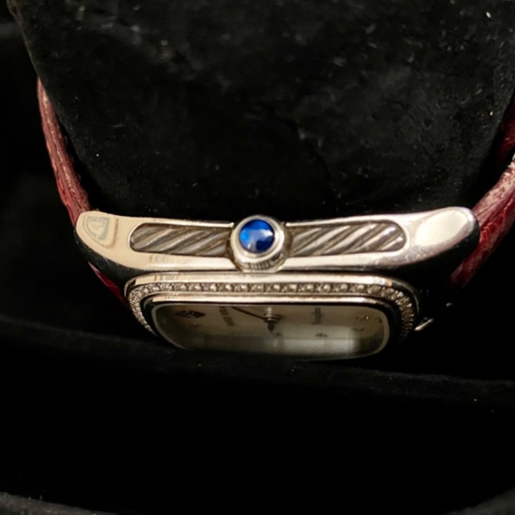 David Yurman Thoroughbred watch with original leather case and box. main image 4